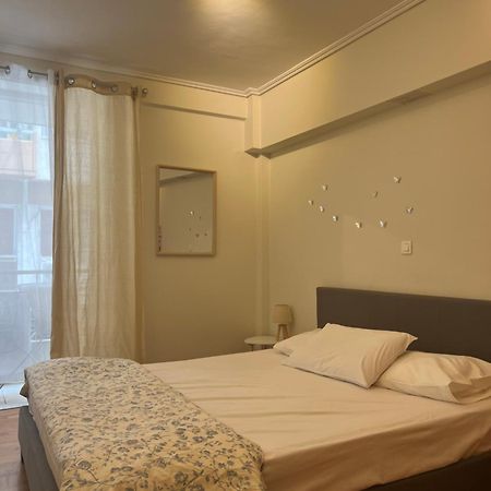 Colourful Artistic Apart 100Mbps Center Of 雅典 外观 照片